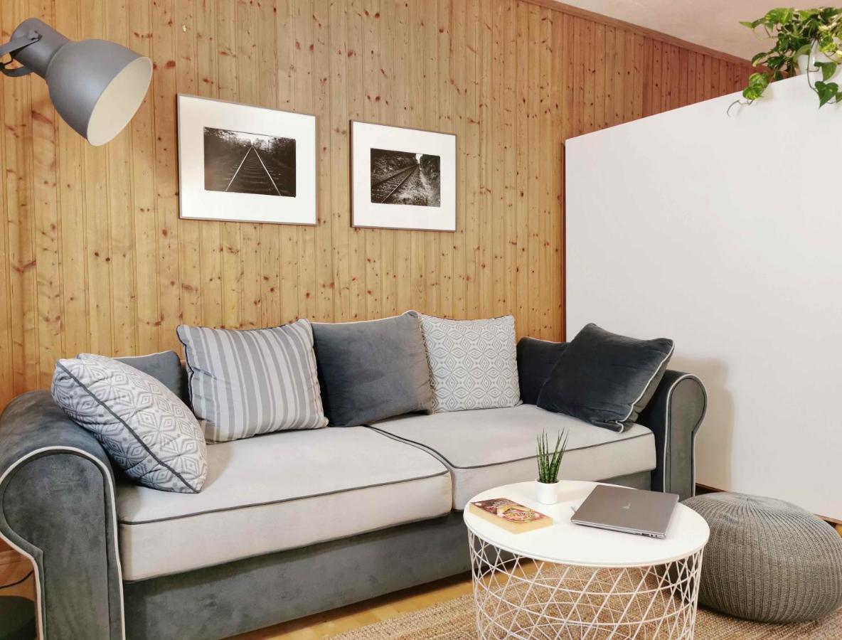 Ferienwohnung Himmelberg 80m2 in der Altstadt und toll für Familien Klagenfurt am Woerthersee Exterior foto
